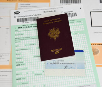 Délivrance des titres d’identité : comment réduire les délais